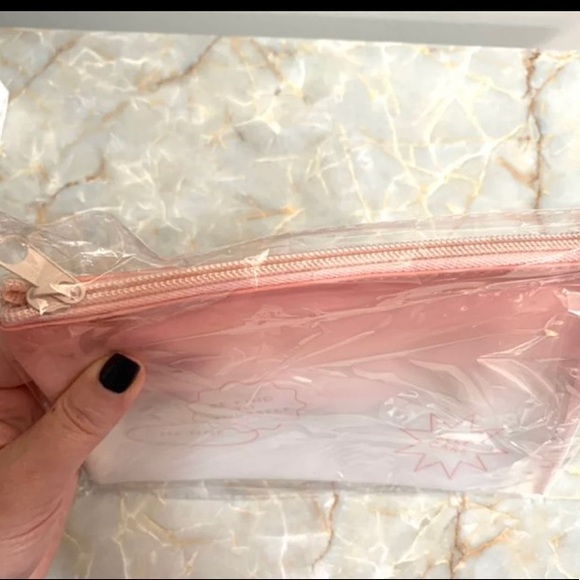 NEW Travel Beauty Variety Set with Bag - great for back to school, vacation - Picture 6 of 6